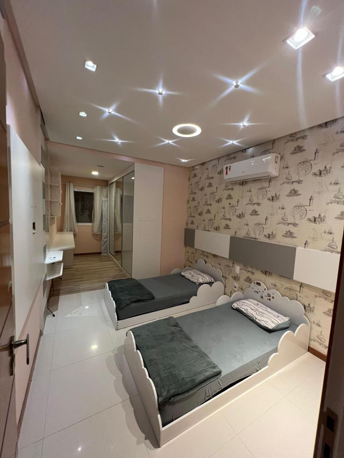 Apt 3Q Luxo Com Ar E Jacuzzi Na Beira Mar Guarapari Exterior photo